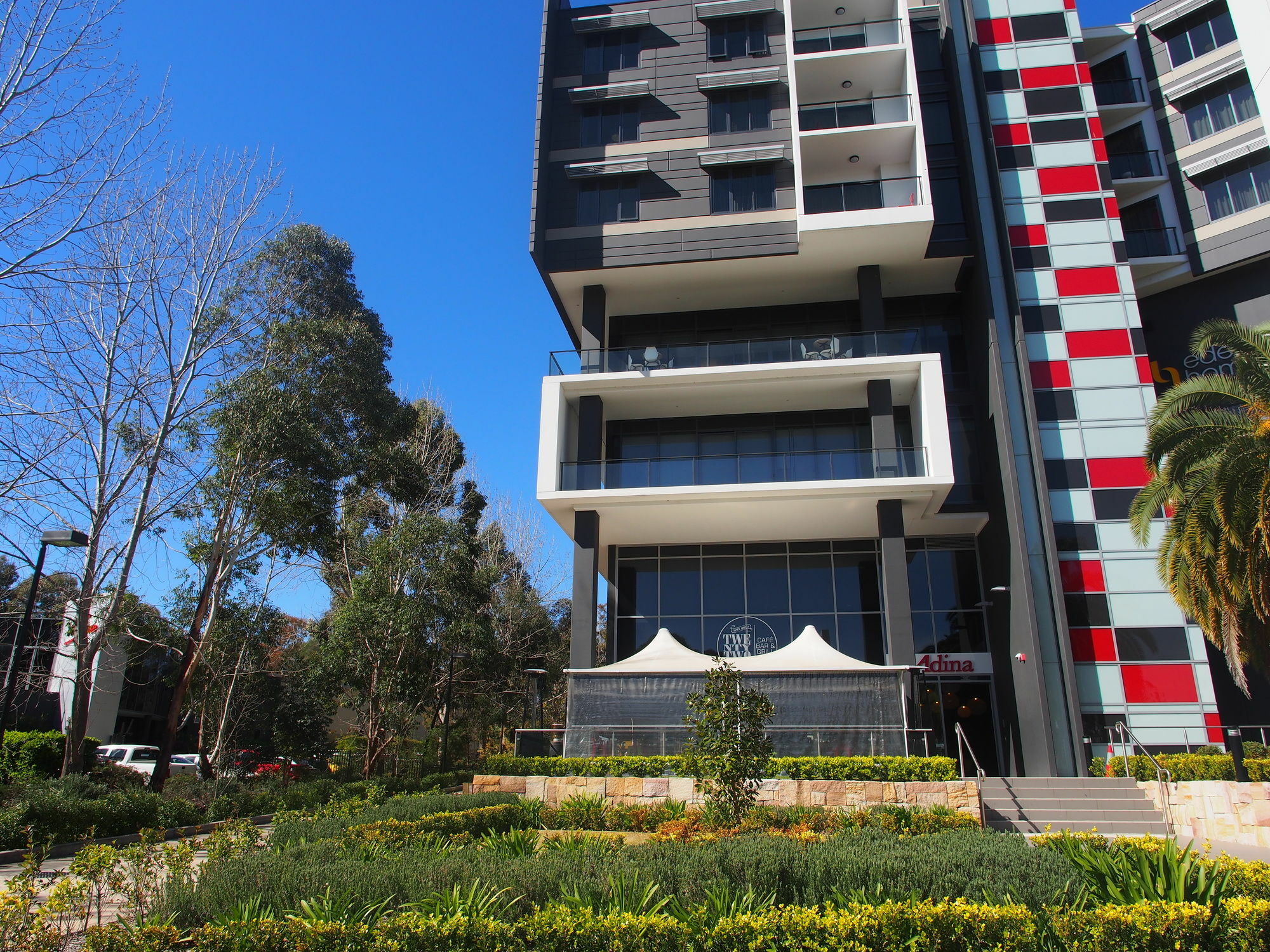Punthill Aparthotel 4*